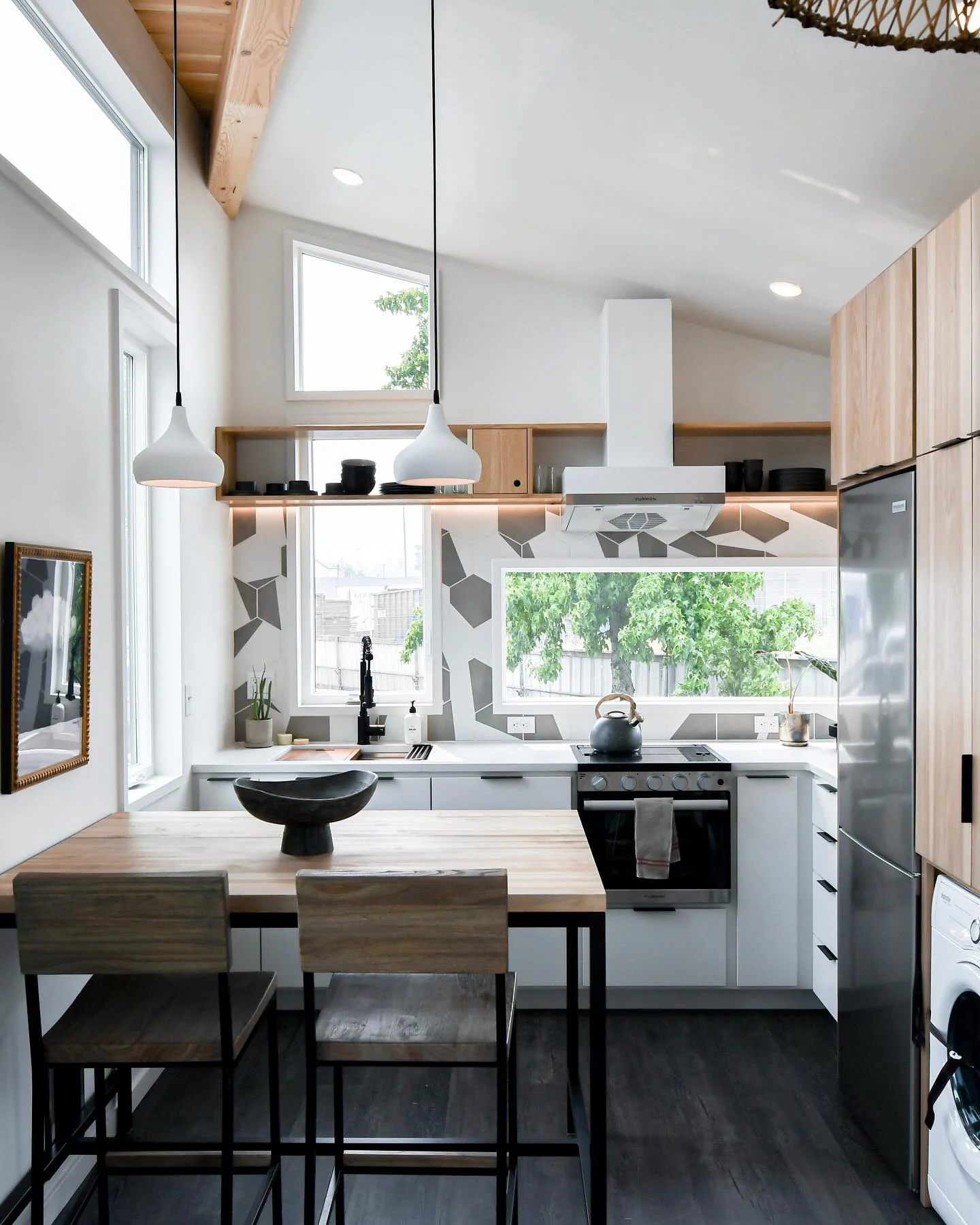 Geometric Tile Backsplash Adds a Modern Art Element