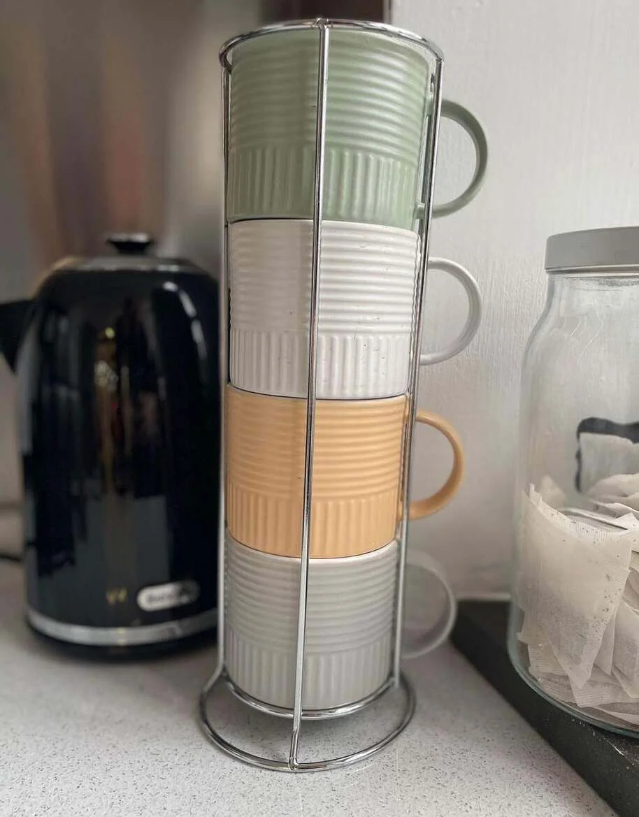 Stackable Mugs in a Wire Rack