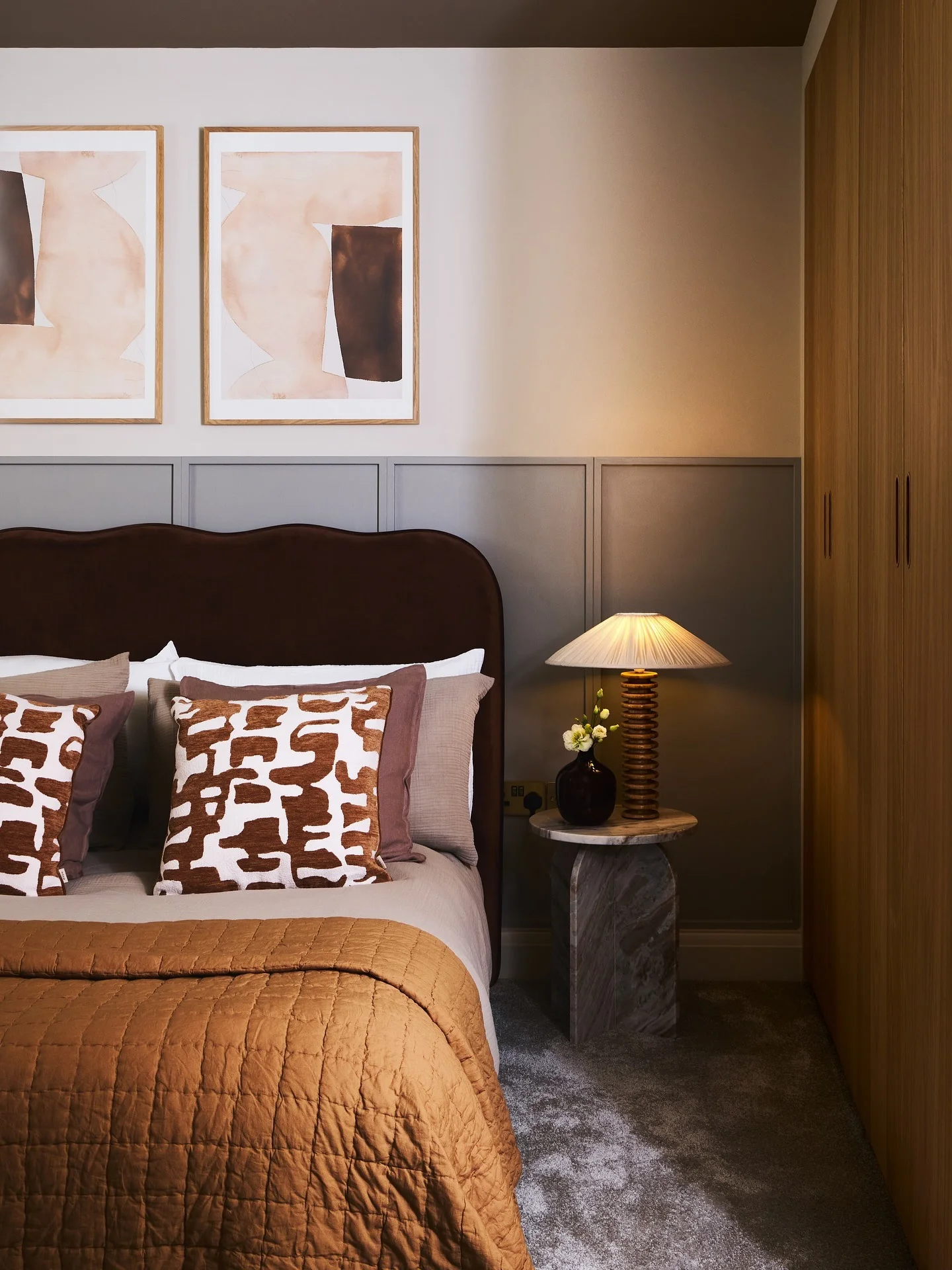 Sculptural Pedestal Side Table Adds Artistic Flair