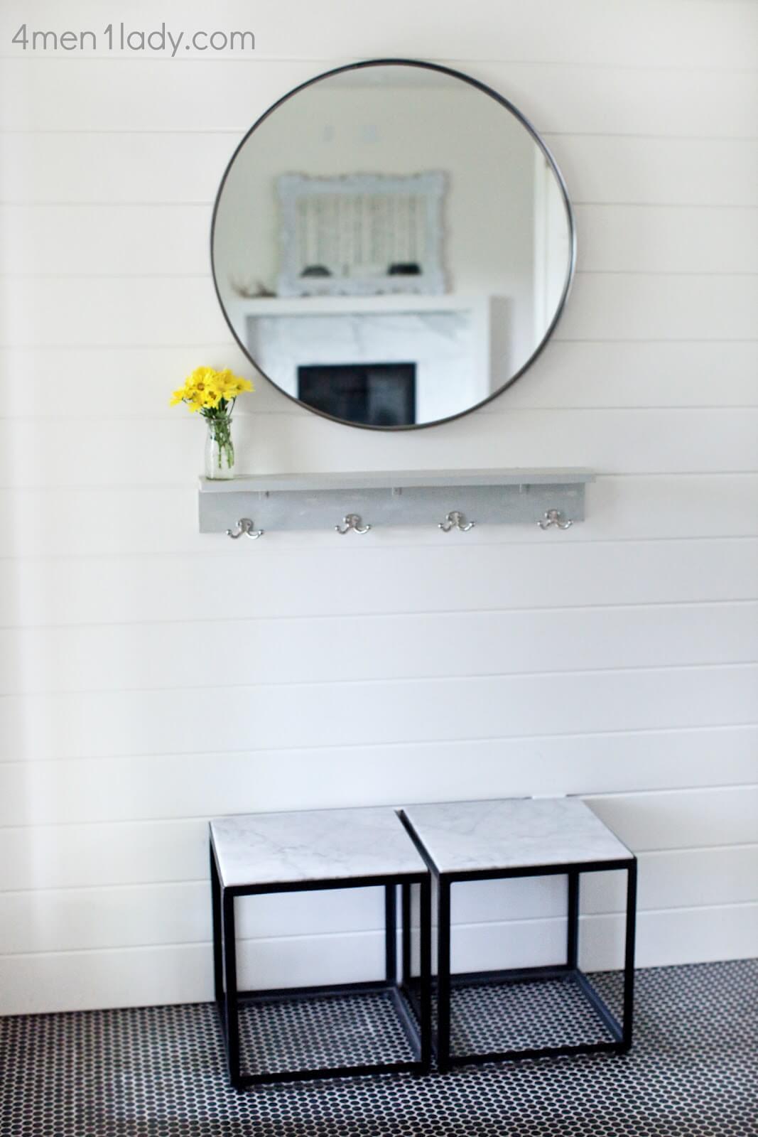 Mirror and Hooks for Keys and Quick Layers