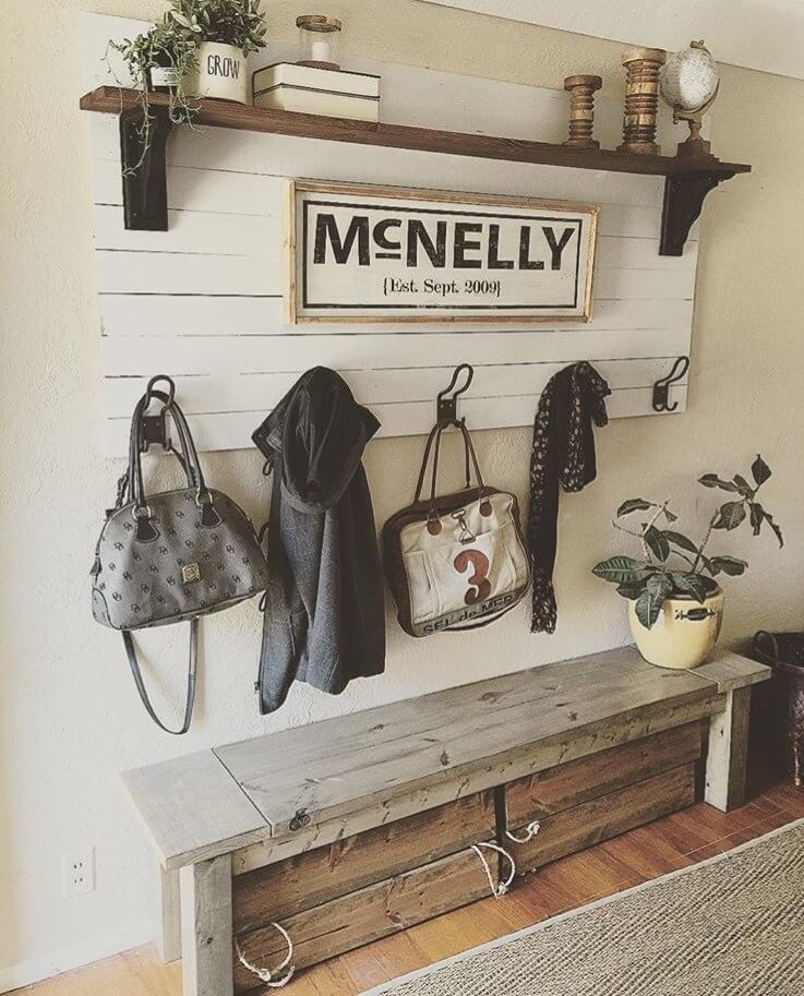 Personalized Entryway Sign for a Warm Welcome