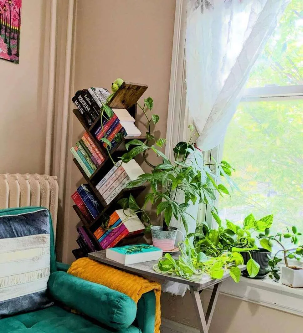 Zigzag Bookshelf Integrates Plants for a Living Display