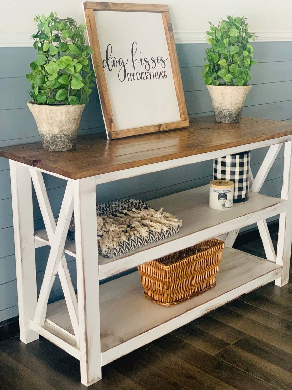 Distressed Console Table Holds Cozy Entryway Accents