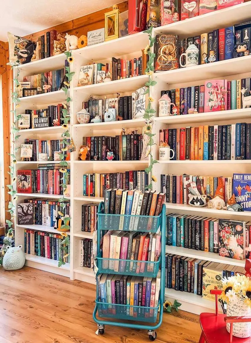 Three-Tiered Rolling Cart Adds Accessible Book Display