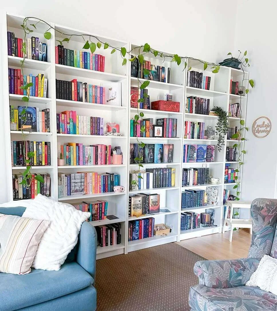Trailing Greenery Adds a Natural Element to White Bookshelves