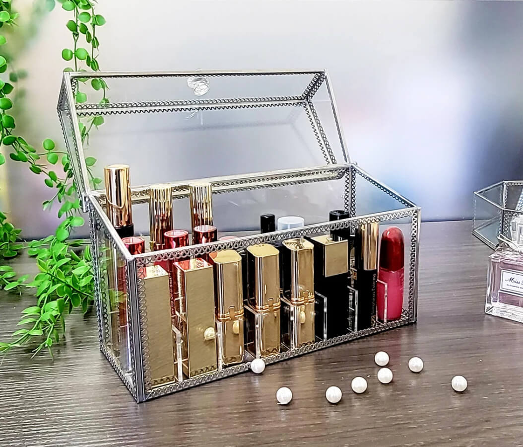 Glass Trinket Box Organizes Lipsticks and Small Tubes