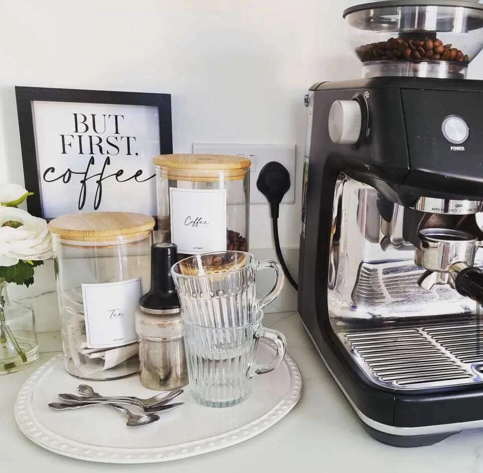 Clear Glass Jars With Wood Lids for Coffee and Tea Storage