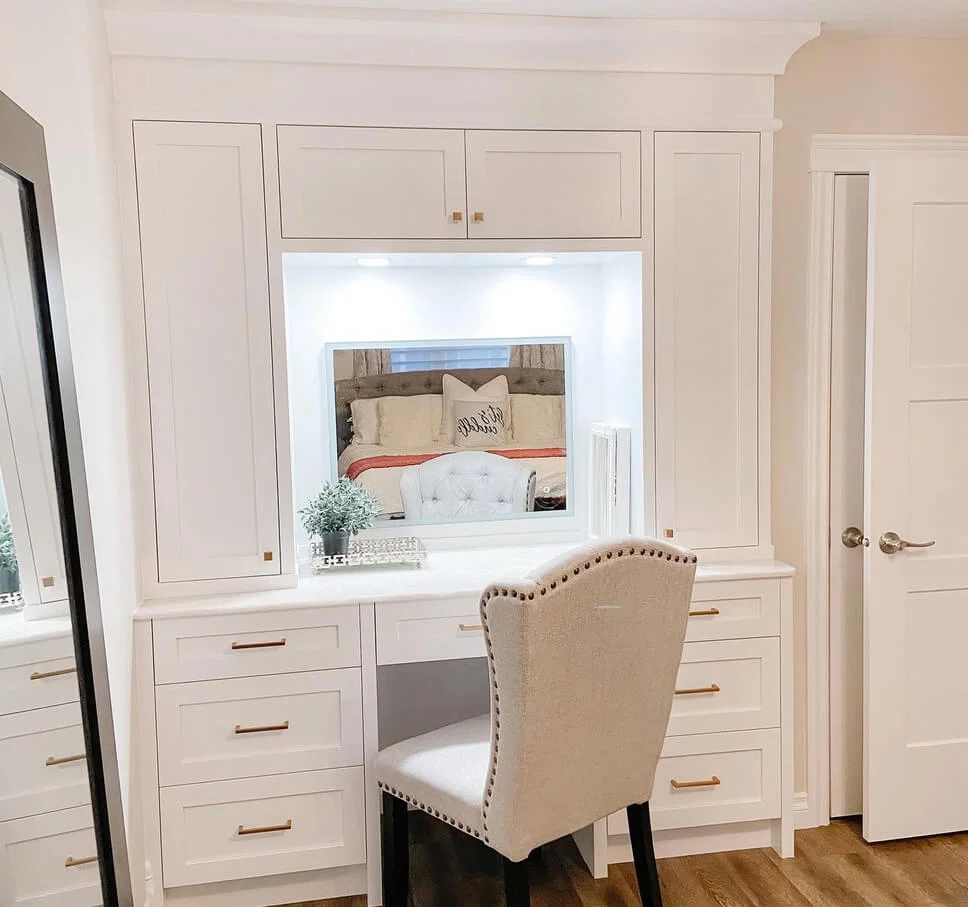 Built-in Vanity With Recessed Niche and Integrated Lighting