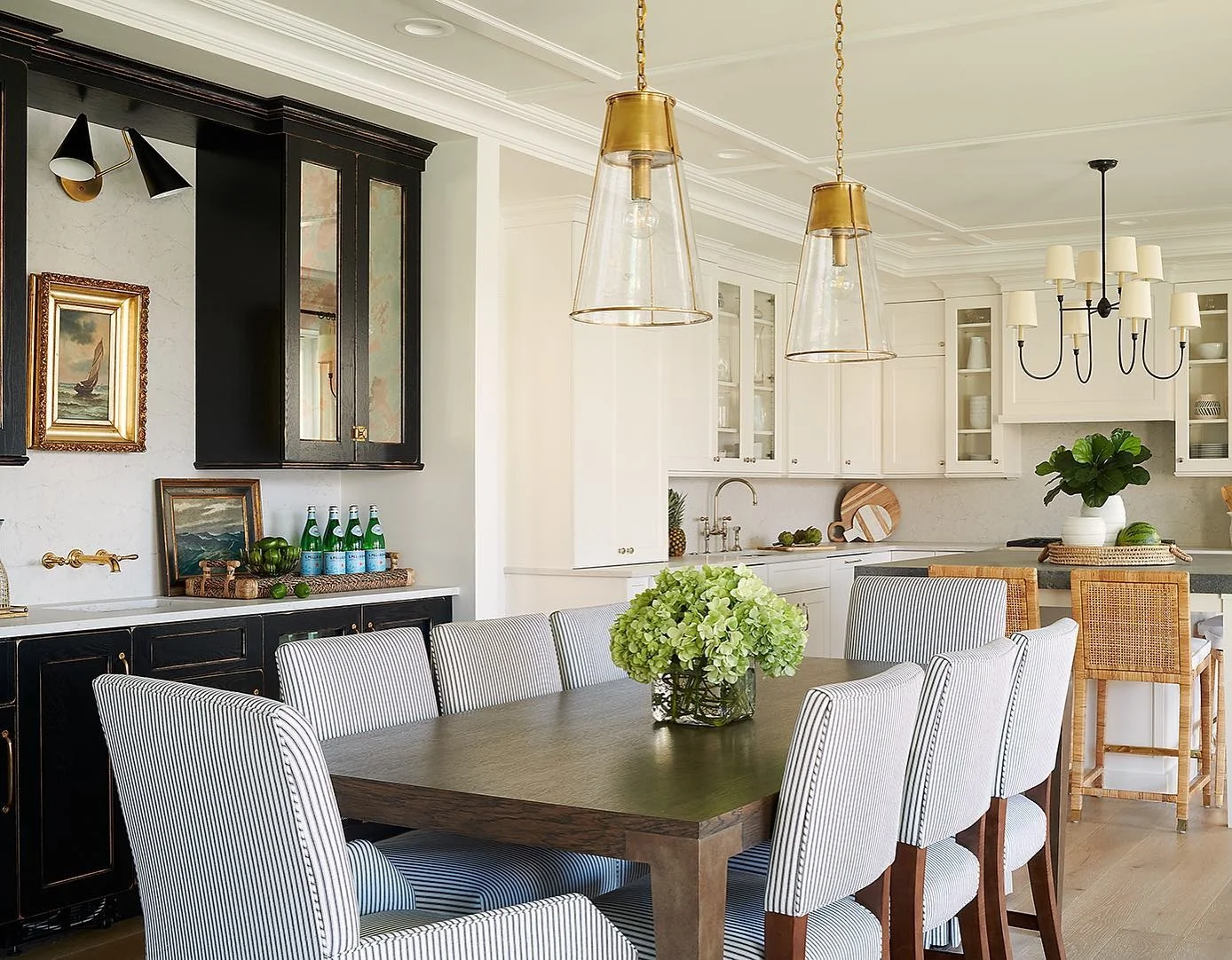 Black Built-In Cabinetry Frames Artwork and Adds Dramatic Contrast