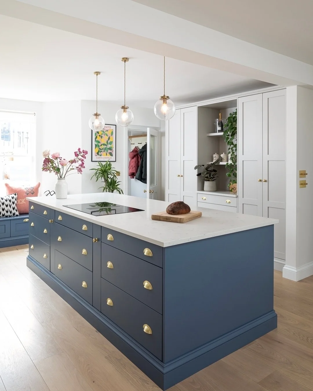 Deep Blue Island with Abundant Drawer Storage